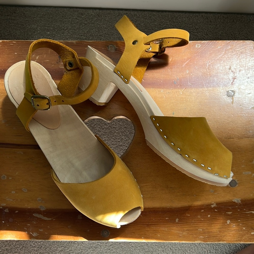 Bryr Rachel Peep Toe Clogs, size 7/37 in Saffron